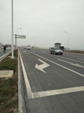 北京大道北延伸段高填方工程顺利完成施工任务，缓解了过境车辆拥