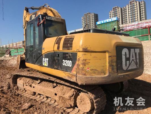 廣西南寧市38萬元出售卡特彼勒320挖掘機