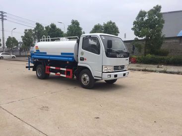 广东深圳市8万元出售大运载货车