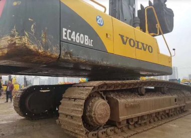 内蒙古锡林郭勒盟80万元出售沃尔沃EC460挖掘机