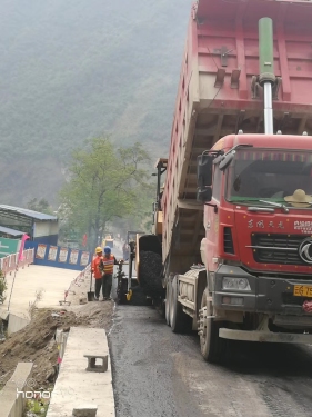 西安元亨TPK平衡梁为建设滇藏公路出力