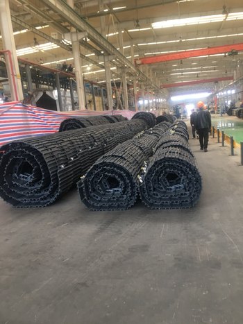 支重轮引导轮驱动齿拖轮履带拖轮