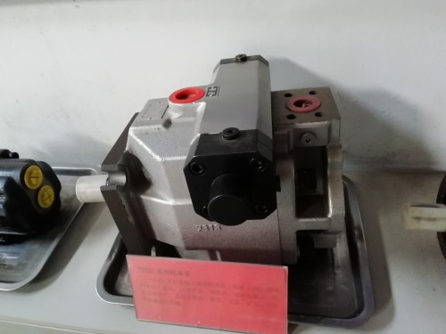 济南镇海机械厂（7313军工厂）专业生产齿轮泵柱塞泵！需要随