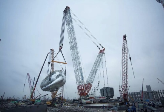 中核机械：2000吨级吊梁首战告捷，浙石化1600吨急冷油塔顺利吊装