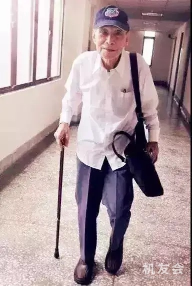 75岁穷游欧洲，96岁考上硕士，105岁考博士，人生从没太晚的开始