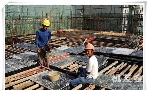 疫情对建筑行业及建筑工人造成的四大风险和三大机遇