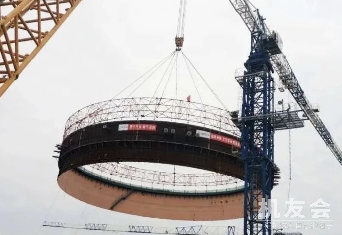中核集团 全球在建第5台华龙一号机组钢衬里模块首吊成功