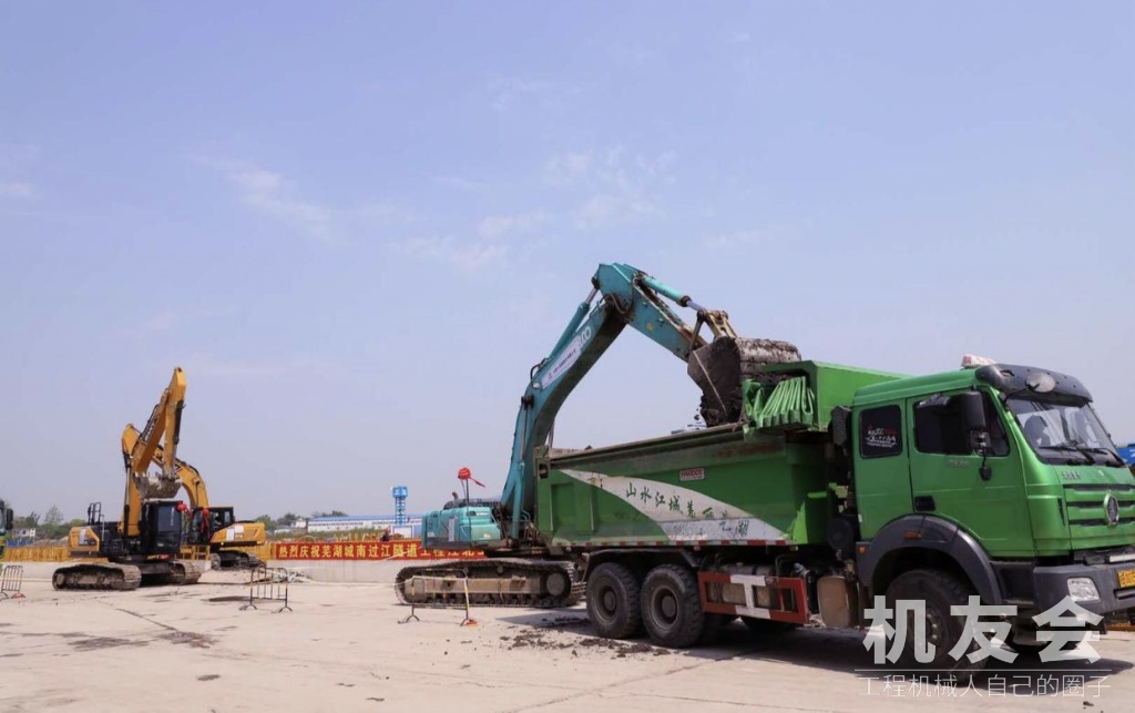 挖掘機“風向標”折射中國複工複產正在“快進