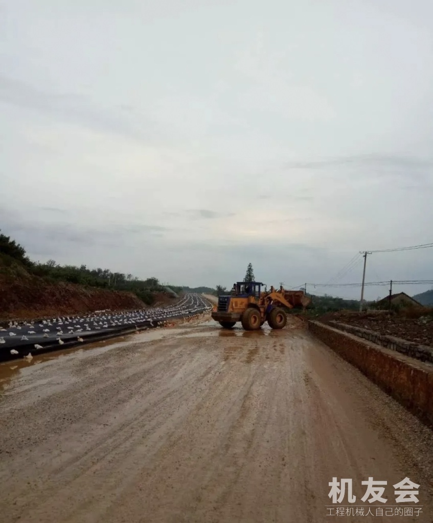 路基路面工程雨季施工注意事项