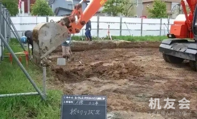 日本开挖机，月入十万，师傅却高兴不起来！