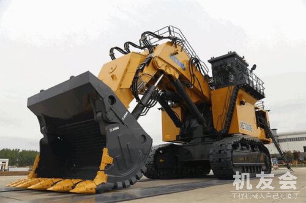 徐工集團自主研發700噸挖掘機，僅底盤就節省1000萬人民幣