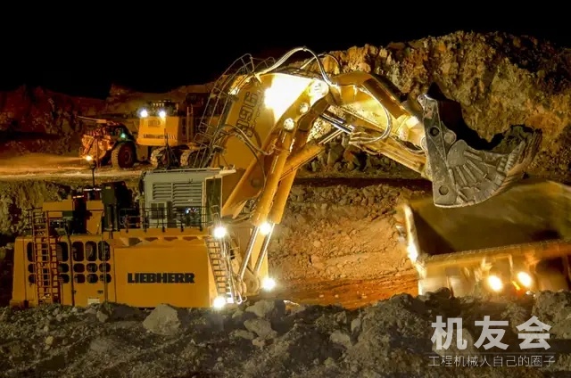 「工業之美」這台巨無霸挖掘機價達7000萬，一鏟可挖煤50噸
