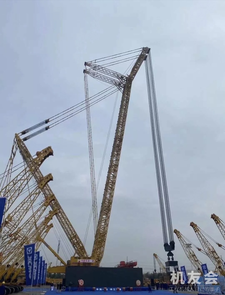 第三台“4000吨世界第一吊”交付，金主实力不得不服！
